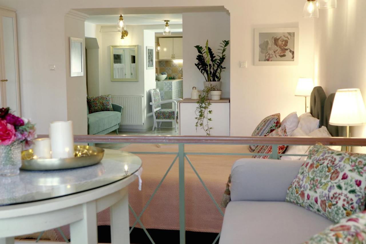 Marvelosa Apartment - Central By The Chain Bridge บูดาเปสต์ ภายนอก รูปภาพ